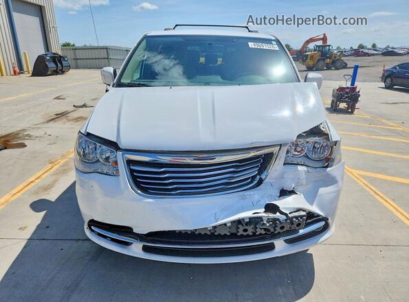 2C4RC1BG7GR298335 2016 CHRYSLER TOWN Белый Вид спереди