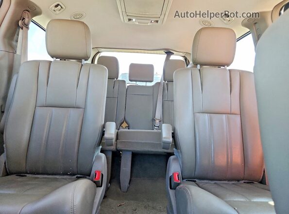 2C4RC1BG7GR298335 2016 CHRYSLER TOWN Белый Вид задних сидений