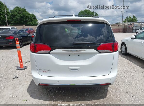 2C4RC1BG7HR526643 2017 CHRYSLER PACIFICA White 