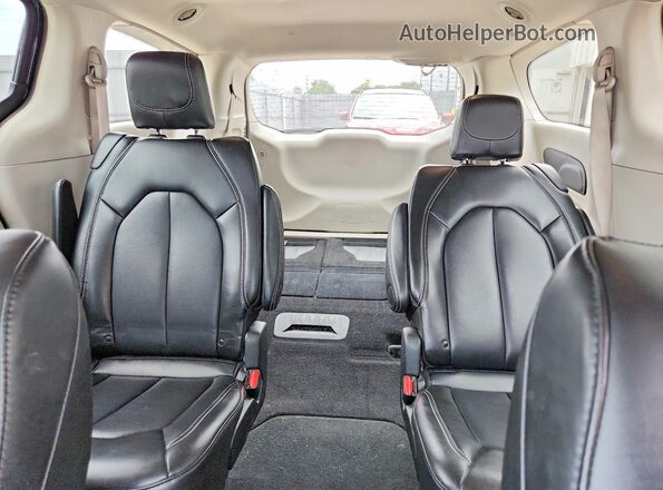 2C4RC1BG7RR136109 2024 CHRYSLER PACIFICA Черный Вид задних сидений