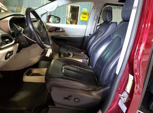 2C4RC1BG8HR820357 2017 CHRYSLER PACIFICA Maroon 