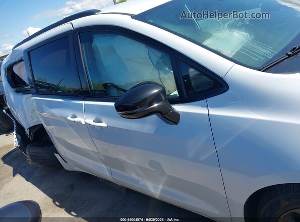 2C4RC1BG8RR190020 2024 CHRYSLER PACIFICA White უკანა სალონის ხედი