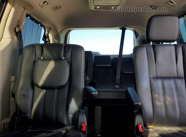 2C4RC1BG9GR142491 2016 CHRYSLER TOWN Угольный Вид задних сидений