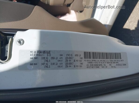 2C4RC1BG9GR158755 2016 CHRYSLER TOWN & COUNTRY White ძრავის განყოფილების ხედი