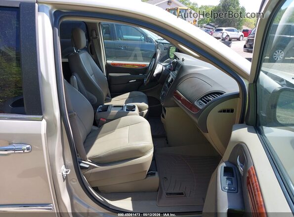 2C4RC1BG9GR256801 2016 CHRYSLER TOWN & COUNTRY Beige წინა სალონის ხედი