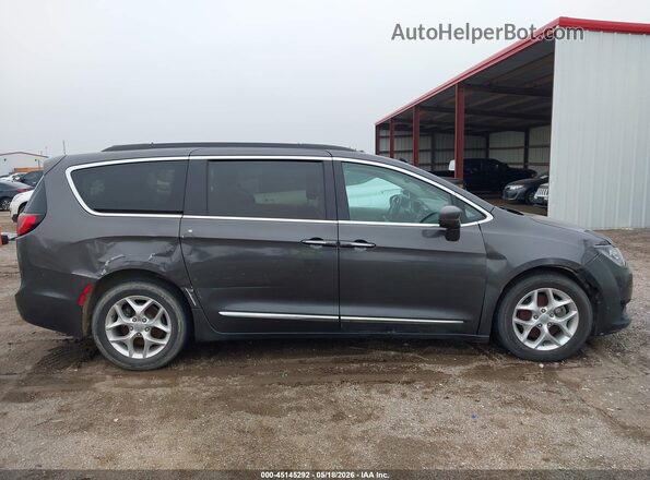 2C4RC1BG9HR810470 2017 CHRYSLER PACIFICA Gray 