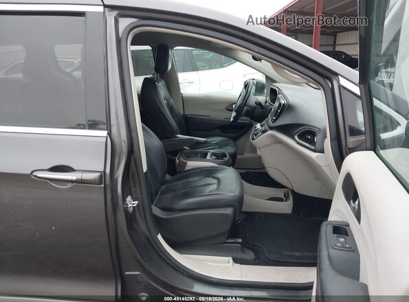 2C4RC1BG9HR810470 2017 CHRYSLER PACIFICA Gray 