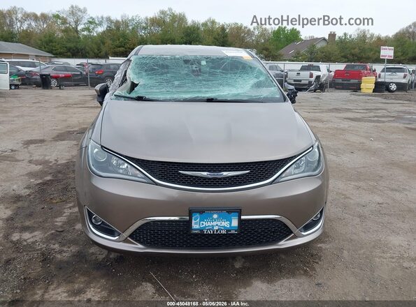 2C4RC1BG9HR844540 2017 CHRYSLER PACIFICA Tan 