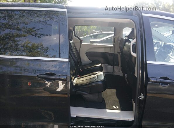 2C4RC1BGXPR628078 2023 CHRYSLER PACIFICA Gray Widok naklejki z numerem VIN