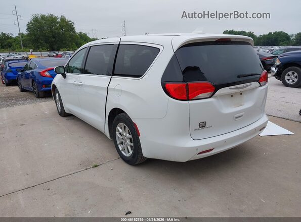 2C4RC1CG1JR111760 2018 CHRYSLER PACIFICA White Rear left