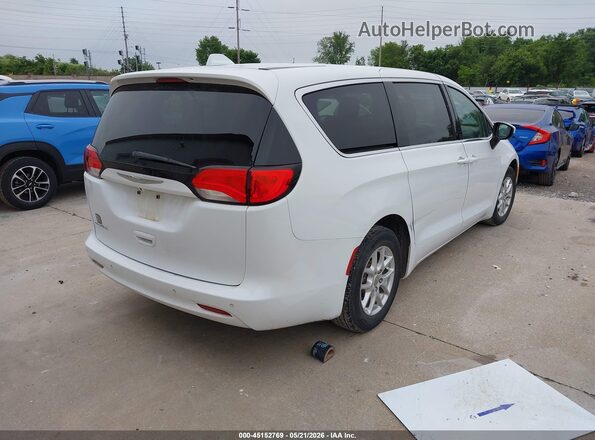 2C4RC1CG1JR111760 2018 CHRYSLER PACIFICA White Rear right
