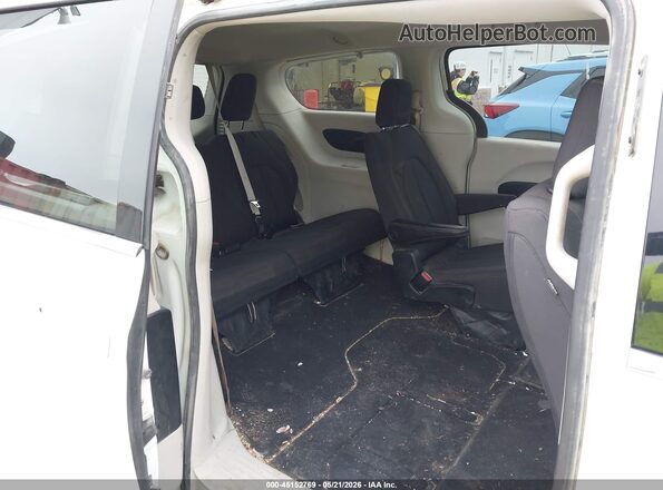 2C4RC1CG1JR111760 2018 CHRYSLER PACIFICA White VIN sticker view