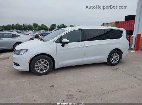 2C4RC1CG1JR111760 2018 CHRYSLER PACIFICA White 360 interior view