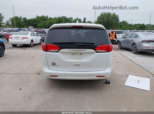2C4RC1CG1JR111760 2018 CHRYSLER PACIFICA White 