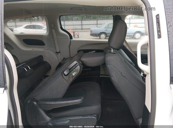 2C4RC1CG1LR128500 2020 CHRYSLER VOYAGER White Вид наклейки з VIN-кодом