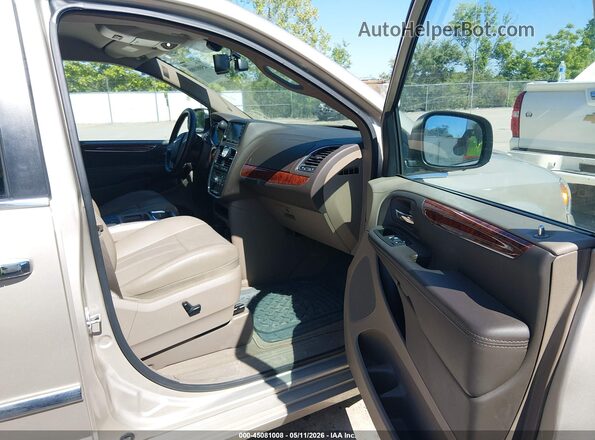 2C4RC1CG2GR283613 2016 CHRYSLER TOWN & COUNTRY Cream Widok wnętrza z przodu
