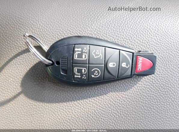 2C4RC1CG2GR283613 2016 CHRYSLER TOWN & COUNTRY Cream Widok deski rozdzielczej