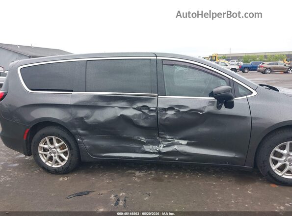 2C4RC1CG2JR106583 2018 CHRYSLER PACIFICA Gray 