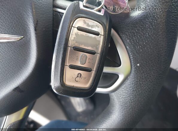 2C4RC1CG2JR106583 2018 CHRYSLER PACIFICA Gray 
