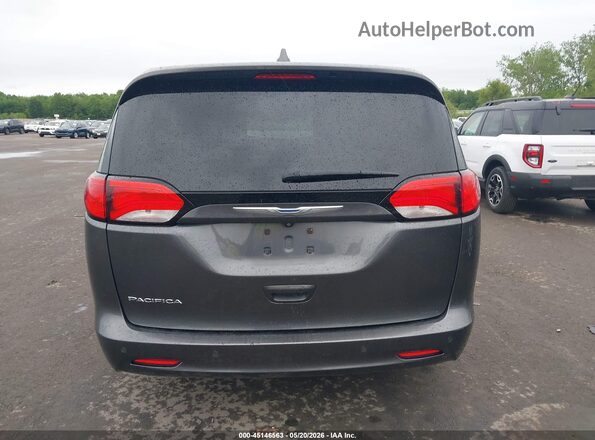 2C4RC1CG2JR106583 2018 CHRYSLER PACIFICA Gray 