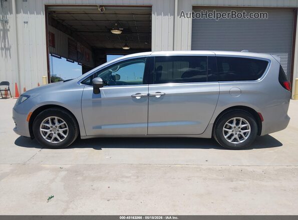 2C4RC1CG2LR249293 2020 CHRYSLER VOYAGER Silver 