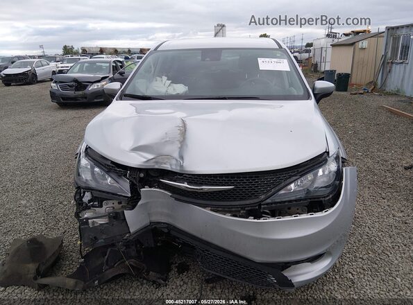 2C4RC1CG2PR550023 2023 CHRYSLER VOYAGER Серебряный Вид щитка приборов