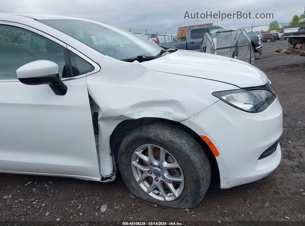 2C4RC1CG5PR568497 2023 CHRYSLER VOYAGER White Դիմացի տեսք