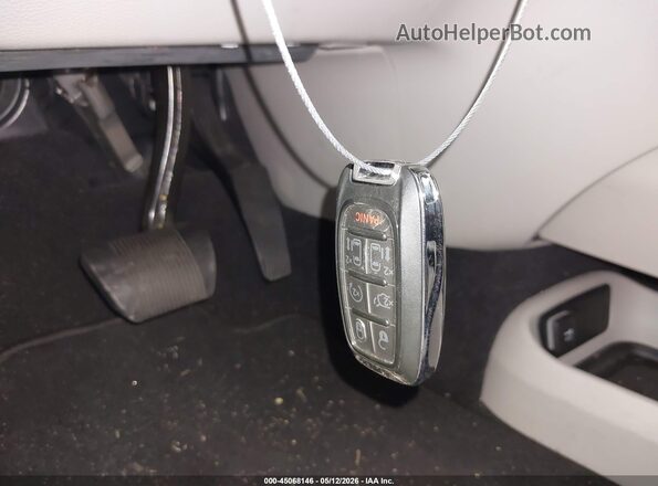 2C4RC1CG7NR229866 2022 CHRYSLER VOYAGER Gray Vista del salpicadero