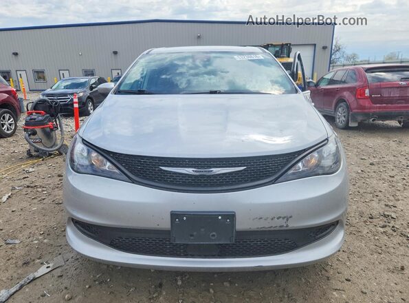 2C4RC1CG7PR597581 2023 CHRYSLER VOYAGER Silver Widok z przodu