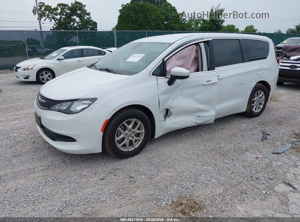 2C4RC1CG7PR606702 2023 CHRYSLER VOYAGER White წინა მარცხენა ხედი სამი მეოთხედიდან