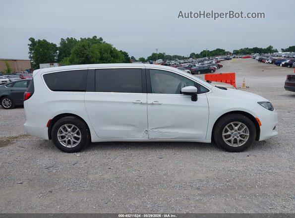 2C4RC1CG7PR606702 2023 CHRYSLER VOYAGER White უკანა სალონის ხედი