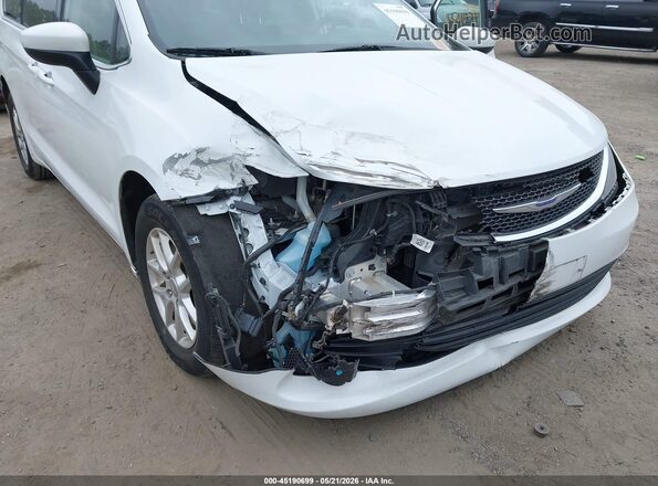 2C4RC1CG8LR176138 2020 CHRYSLER VOYAGER White Вид спереду
