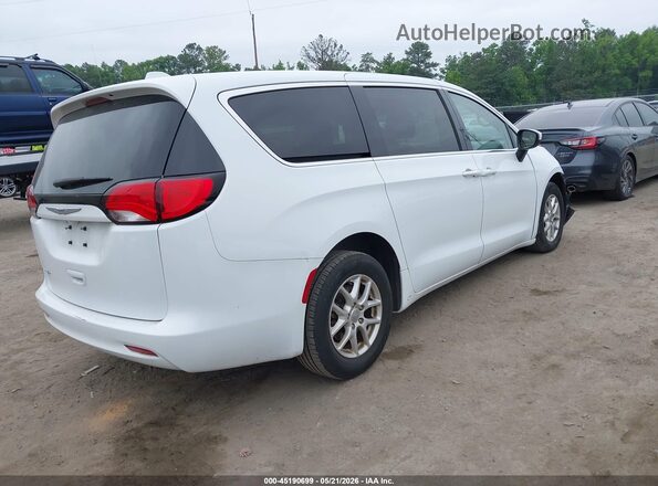 2C4RC1CG8LR176138 2020 CHRYSLER VOYAGER White Задня права чверть