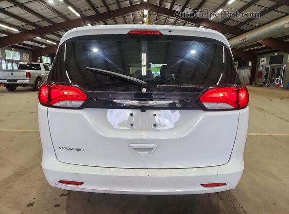2C4RC1CG8RR108284 2024 CHRYSLER VOYAGER White Widok z tyłu