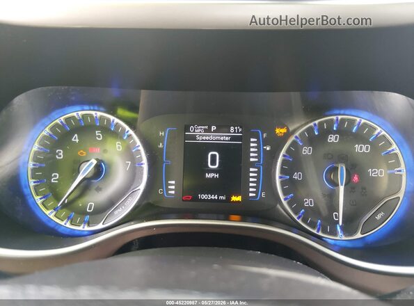 2C4RC1CGXPR525743 2023 CHRYSLER VOYAGER Gray Widok tylnych siedzeń