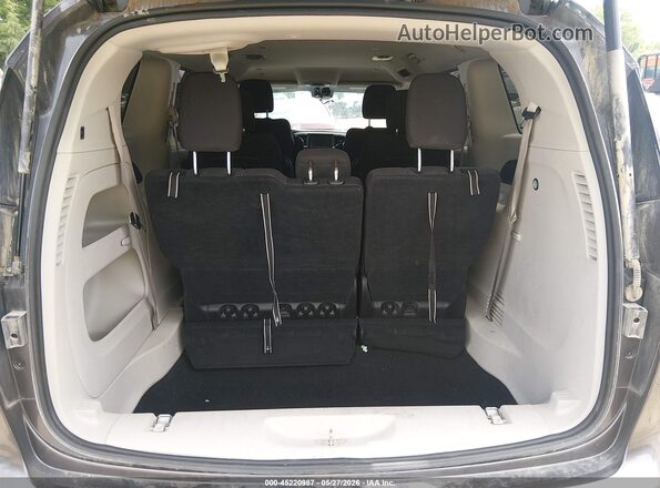 2C4RC1CGXPR525743 2023 CHRYSLER VOYAGER Gray 