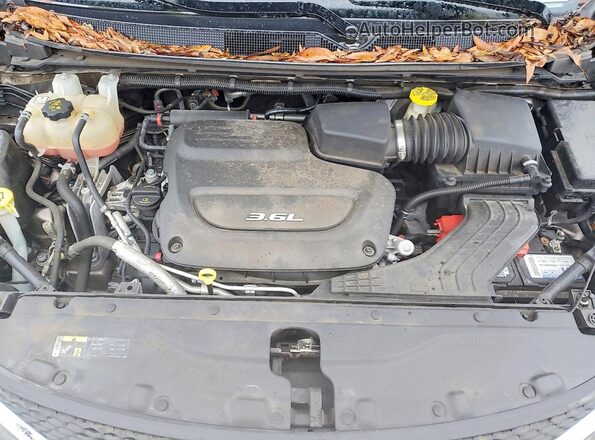 2C4RC1DG0HR805073 2017 CHRYSLER PACIFICA Tan Vista del compartimento del motor