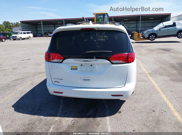 2C4RC1DG0LR260579 2020 CHRYSLER VOYAGER White 