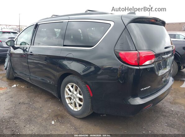 2C4RC1DG2LR195833 2020 CHRYSLER VOYAGER Black 
