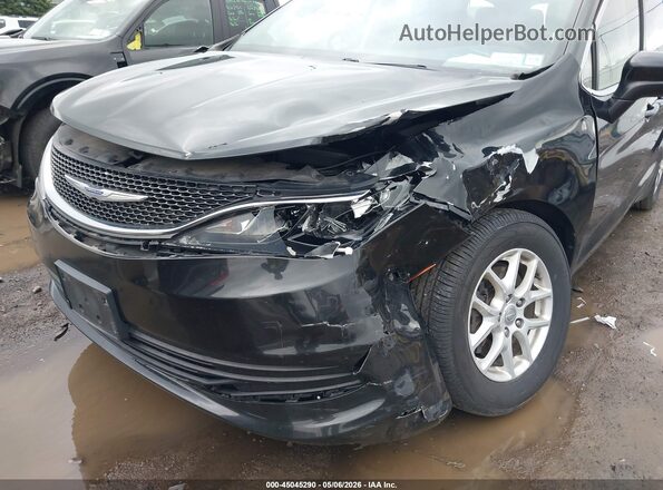 2C4RC1DG2LR195833 2020 CHRYSLER VOYAGER Black 