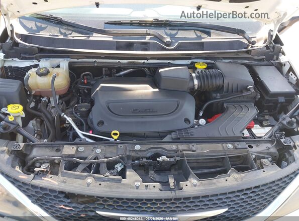2C4RC1DG2LR262432 2020 CHRYSLER VOYAGER White Vista trasera