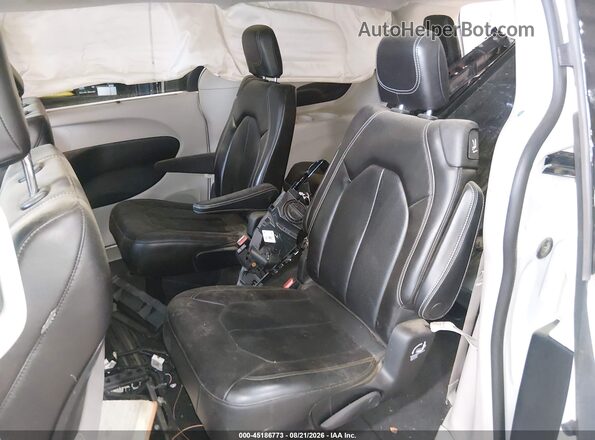 2C4RC1DG2LR265105 2020 CHRYSLER VOYAGER White Вид наклейки з VIN-кодом