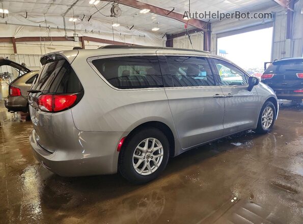 2C4RC1DG2MR527254 2021 CHRYSLER VOYAGER Silver 