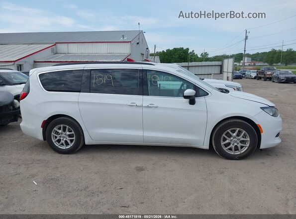 2C4RC1DG3MR542071 2021 CHRYSLER VOYAGER White Rear interior view