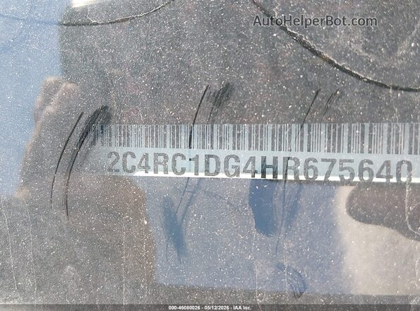 2C4RC1DG4HR675640 2017 CHRYSLER PACIFICA Black Engine compartment view