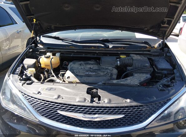 2C4RC1DG4HR675640 2017 CHRYSLER PACIFICA Black Rear view