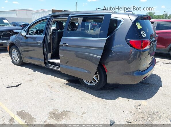 2C4RC1DG5LR176161 2020 CHRYSLER VOYAGER Gray Trasero izquierdo