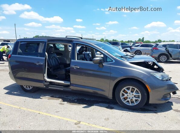 2C4RC1DG5LR176161 2020 CHRYSLER VOYAGER Gray Vista interior trasera
