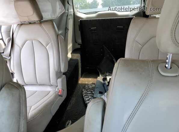 2C4RC1DG5MR530603 2021 CHRYSLER VOYAGER Gray Vista de los asientos traseros