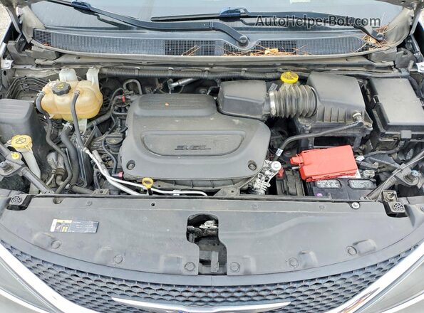 2C4RC1DG6LR148966 2020 CHRYSLER VOYAGER Silver Вид підкапотного простору